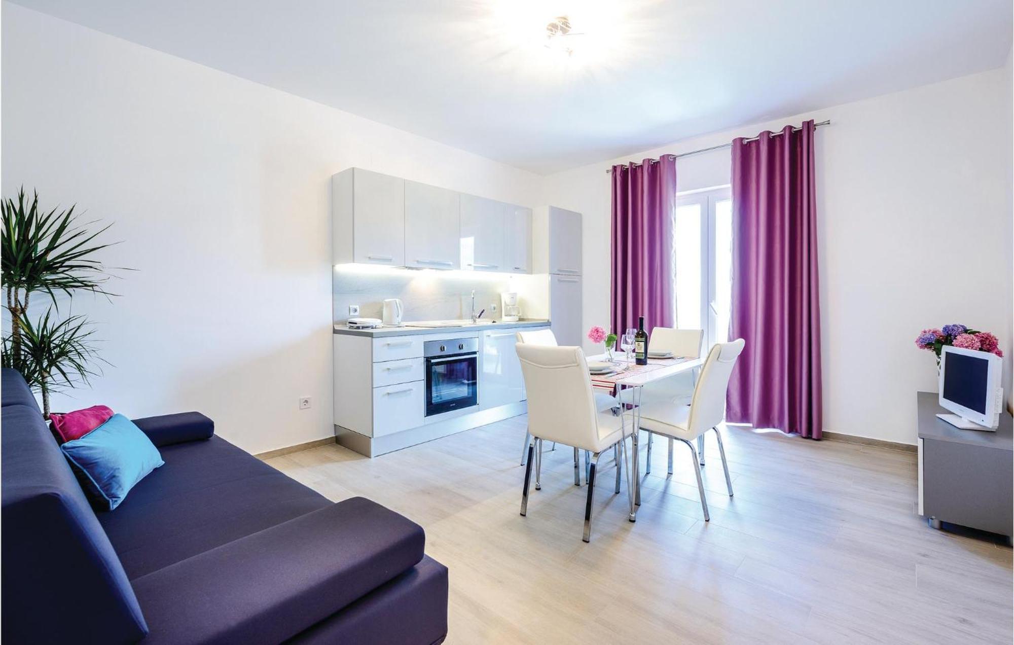 Amazing Apartment In Cavtat With House Sea View Εξωτερικό φωτογραφία