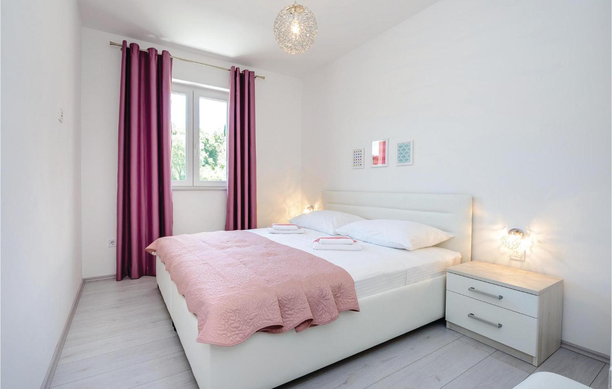 Amazing Apartment In Cavtat With House Sea View Εξωτερικό φωτογραφία