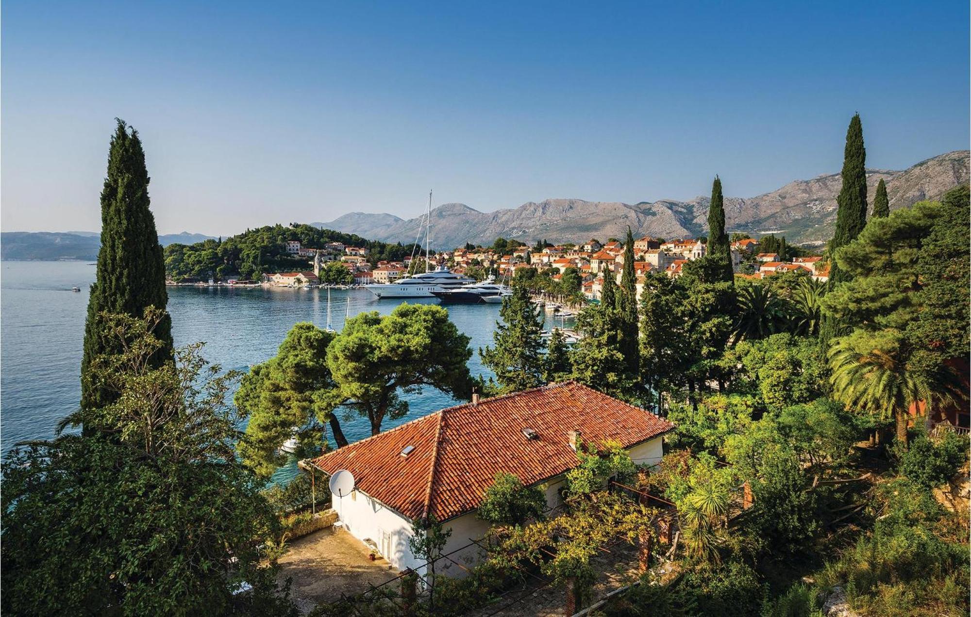 Amazing Apartment In Cavtat With House Sea View Εξωτερικό φωτογραφία